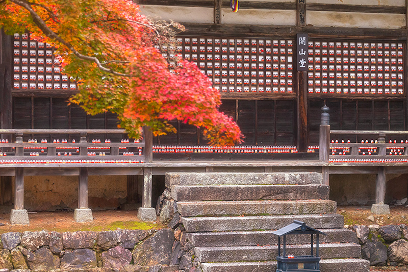 un des nombreux temples à katsuo-ji